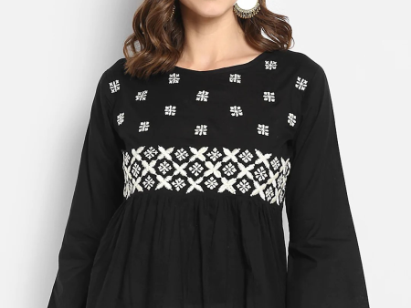 Wahe-NOOR Women s Black Embellished A-Line Top Online Sale